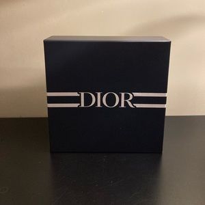 Dior box